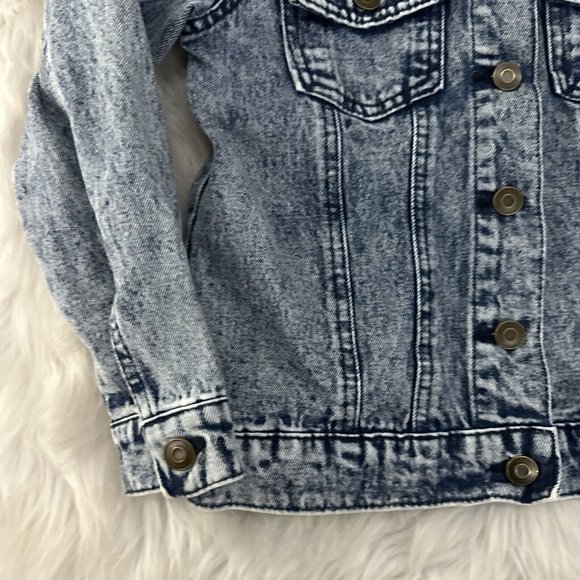Barbie Girls Denim Jean Jacket M 100% Cotton Front Back Logo Light Wash - Picture 3 of 13
